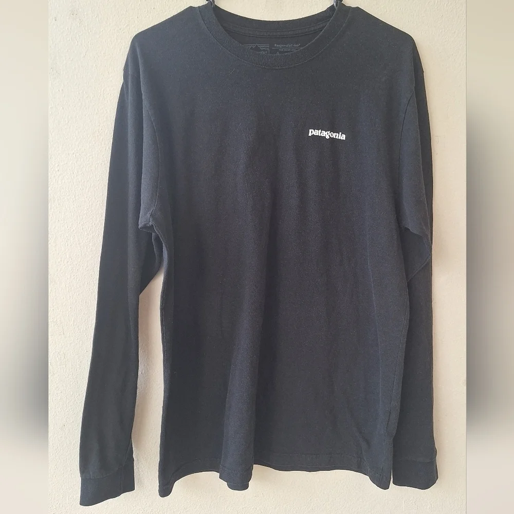 Patagonia Responsibili Logo Tee Black Long Sleeve T-Shirt Size M